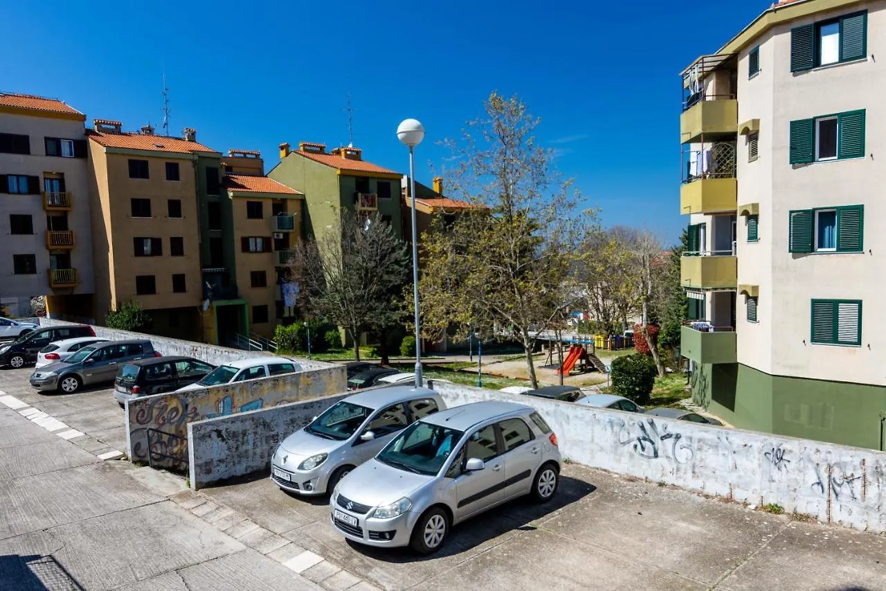 Apartments With Wifi Pula - 19493 Kroatien