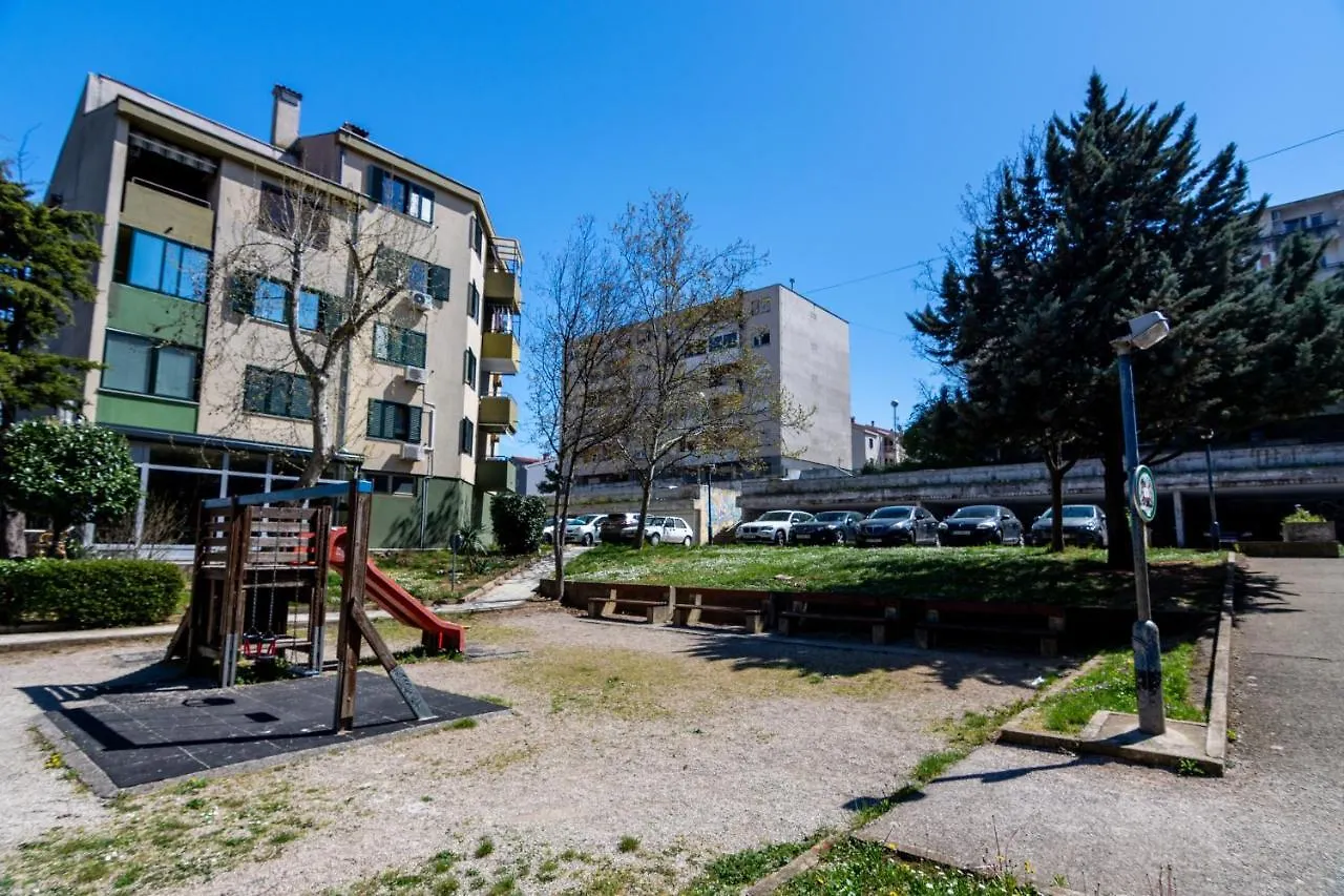 Apartments With Wifi Pula - 19493